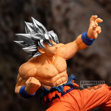 Cargar imagen en el visor de la galería, Dragon Ball Super - Goku Ultra Instinto (Blood of Saiyans) - Open Box