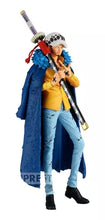 Cargar imagen en el visor de la galería, One Piece -  Trafalgar D Water Law (King Of Artist) - Nuevo OB
